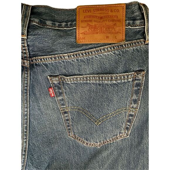Levi's 501 Button Fly 32x32 Premium Denim Jeans Medium Wash Big E - Picture 4 of 7